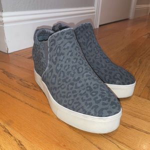 Gray cheetah print J Slides sneakers size 8.5